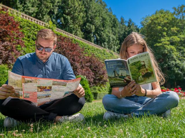 Nos brochures au jardin public de Saint-Omer