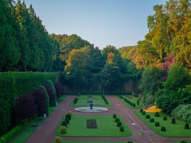 Jardin A La Francaise