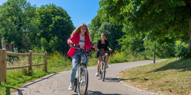 Bicycles Group Haut-Pont Passerelle 2022 Saint-Omer © Tourisme en Pays de Saint-Omer (5)