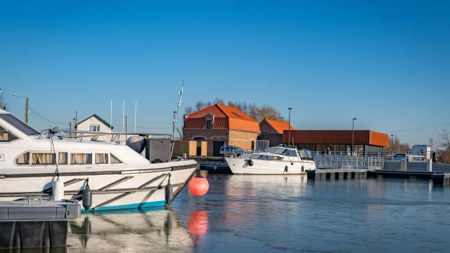 Port Fluvial Daire Sur La Lys Tourist Country Saint Omer 5