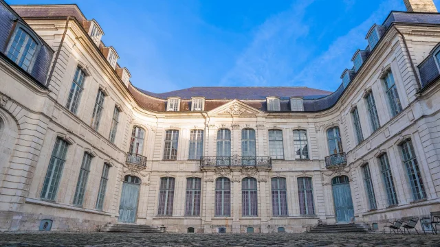 Musee Sandelin Cour Facade